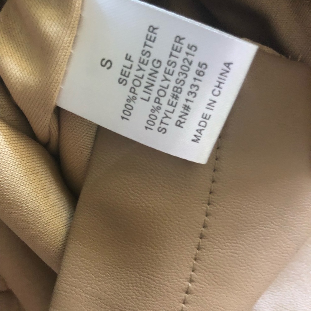 Naked wardrobe faux leather skirt - Picture 3 of 4